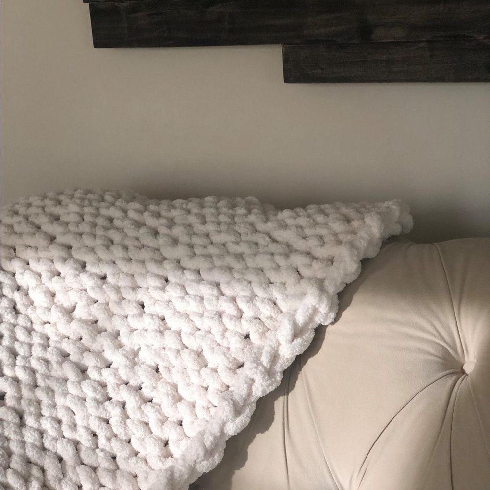 HANDMADE knit blanket fluffy, warm and soft